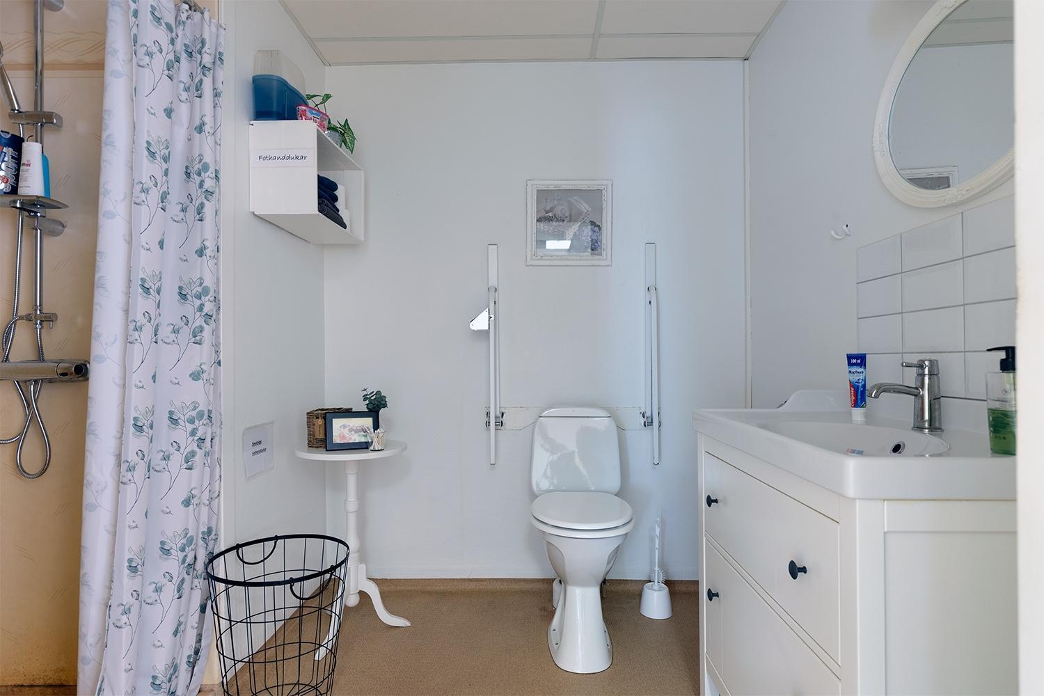 Degerfors Lenas Bed & Breakfast מראה חיצוני תמונה